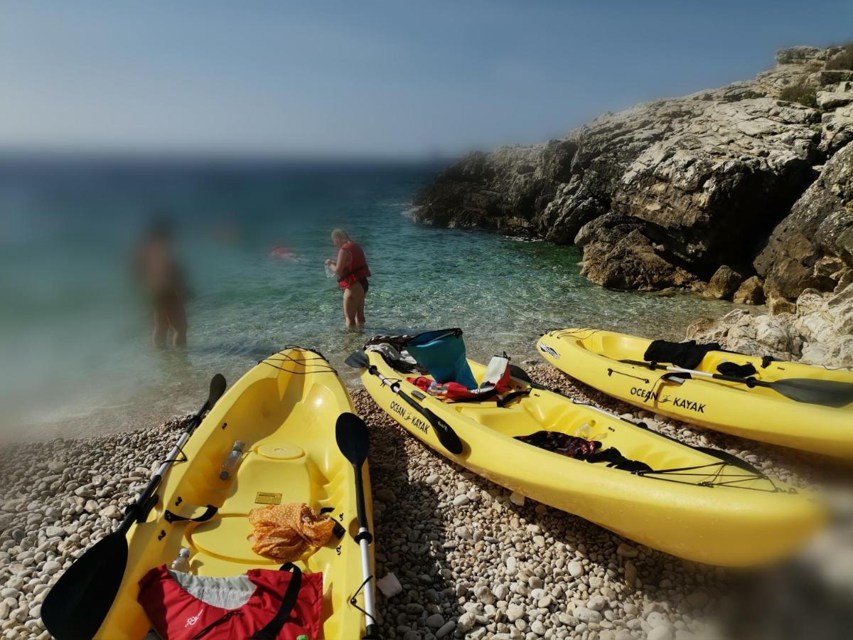 Apartamento Cave With Free Parking Pula Exterior foto