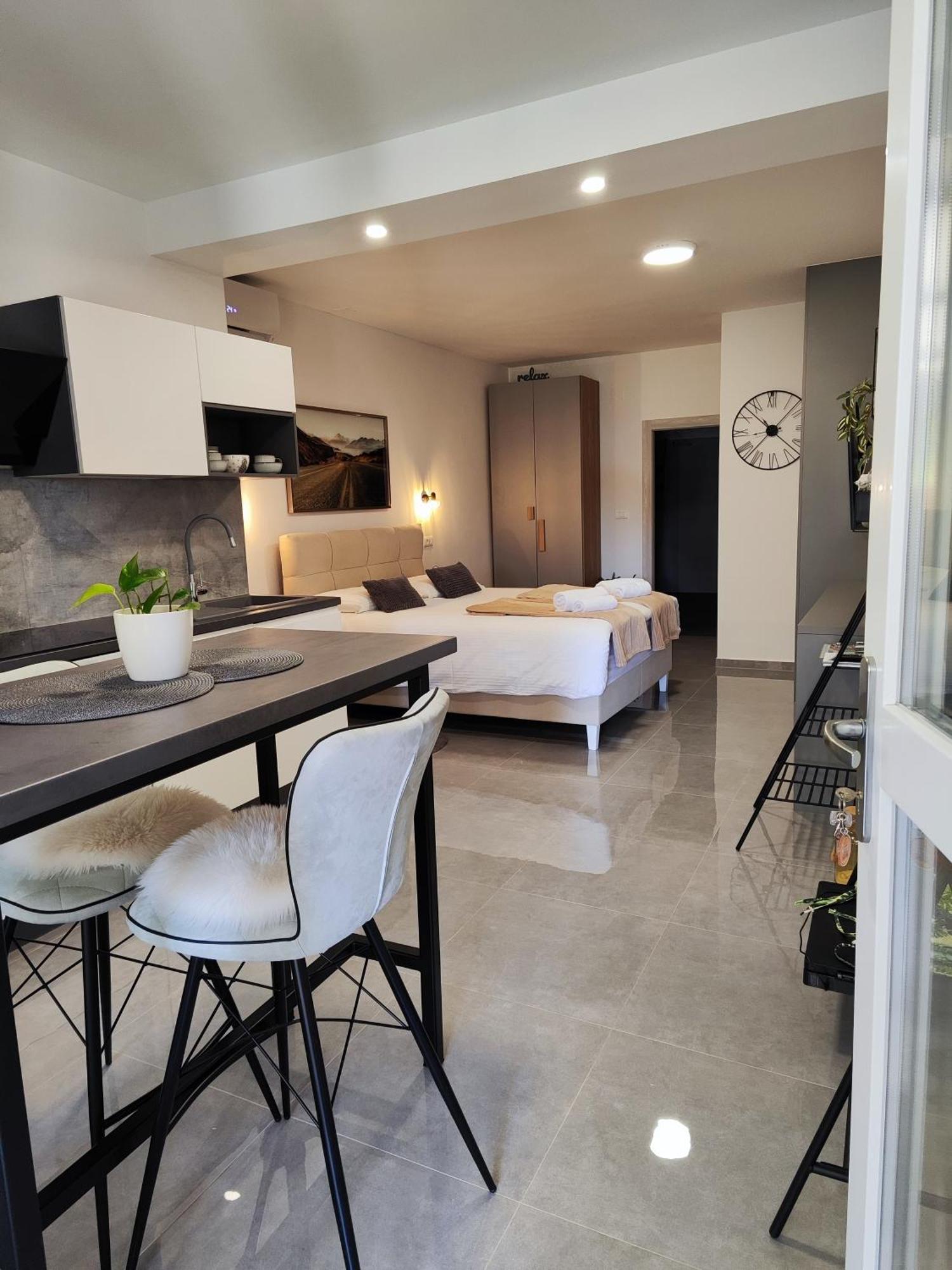 Apartamento Cave With Free Parking Pula Exterior foto